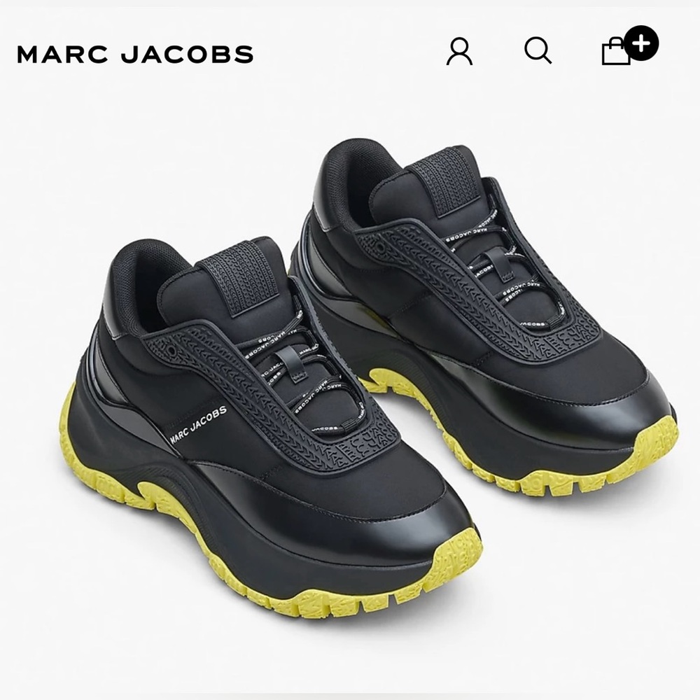 Marc Jacobs
The Lazy Runner
Size 10 US / 40 EU